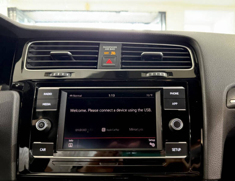 2018 Volkswagen Golf GTI S