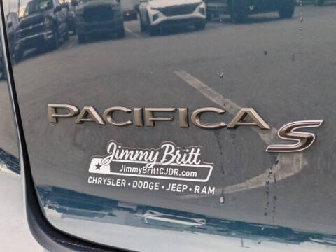 2024 Chrysler Pacifica Limited