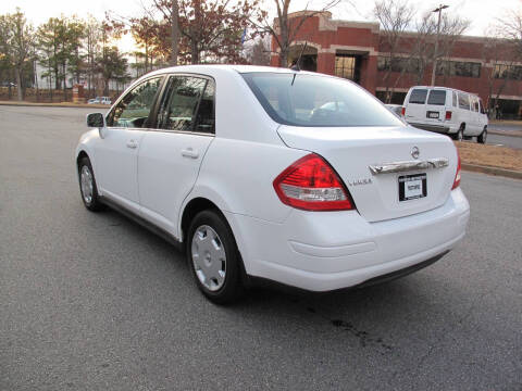 2009 Nissan Versa 1.8 S