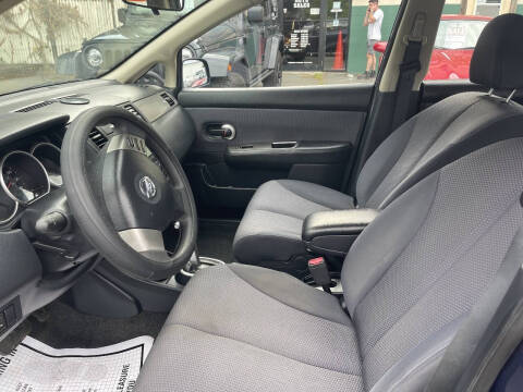 2008 Nissan Versa 1.8 SL