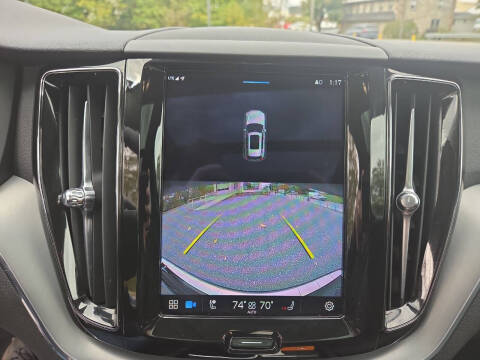 2023 Volvo XC60 B5 Core