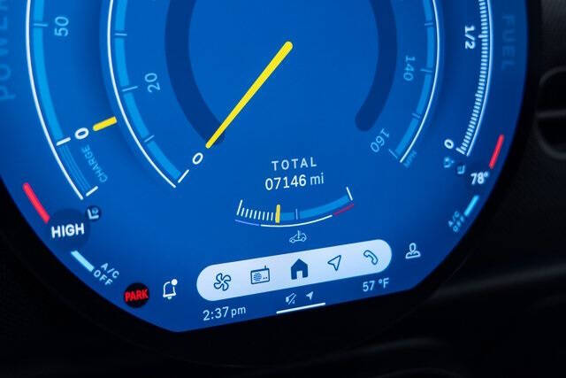 2025 MINI Hardtop 2 Door Cooper Signature Trim