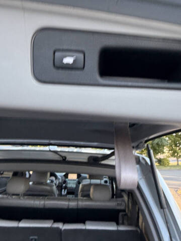 2010 Honda Pilot Touring w/Navi w/DVD