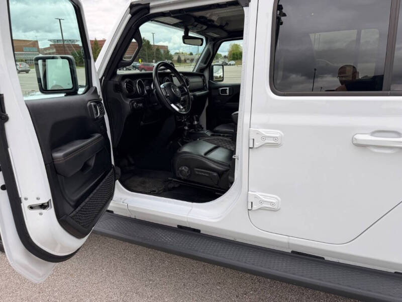 2021 Jeep Gladiator Overland