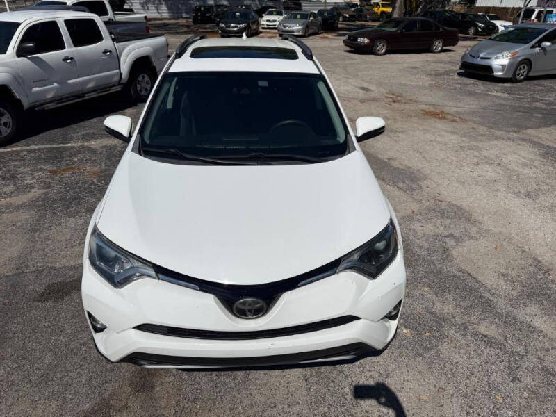2018 Toyota RAV4 XLE