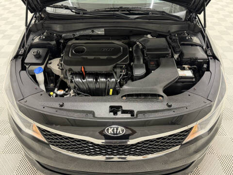 2016 Kia Optima LX