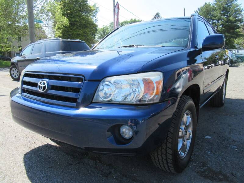 2006 Toyota Highlander for sale at CARS FOR LESS OUTLET in Morrisville PA