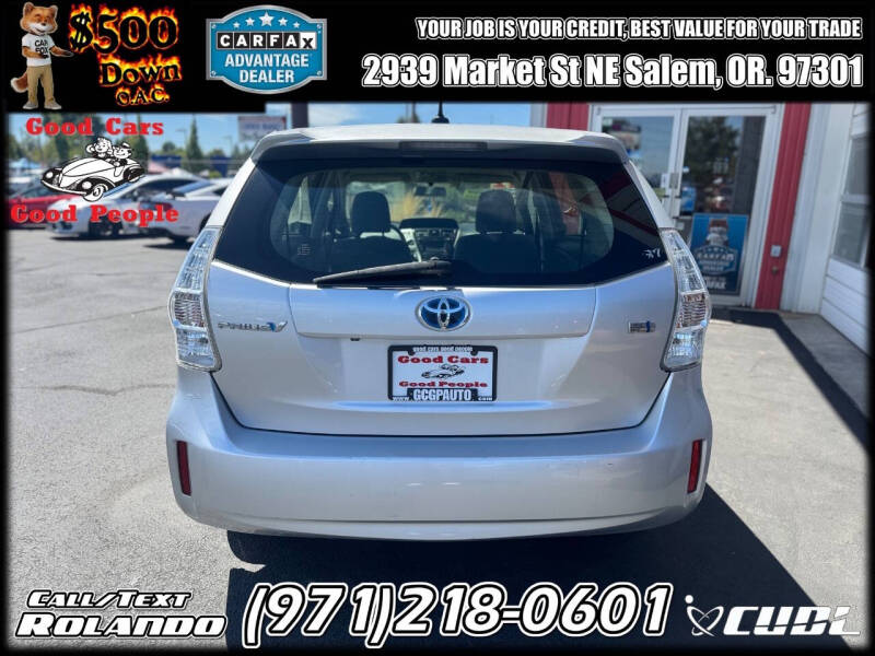 2012 Toyota Prius v Five