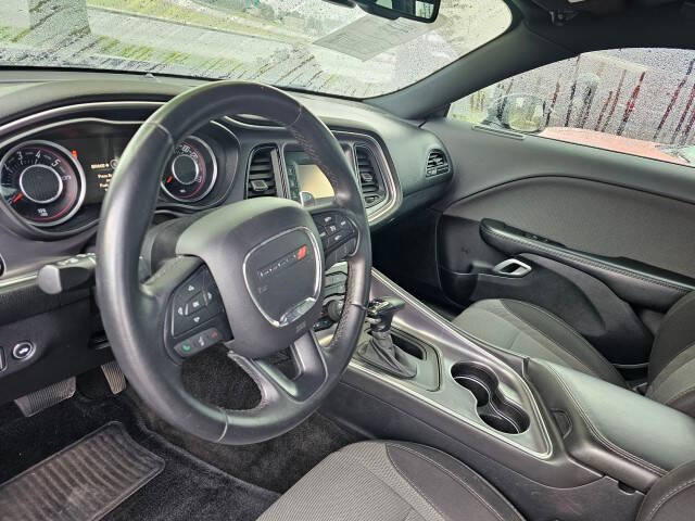 2015 Dodge Challenger SXT