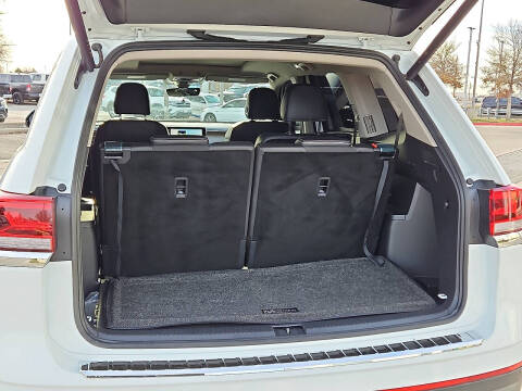 2025 Volkswagen Atlas SE