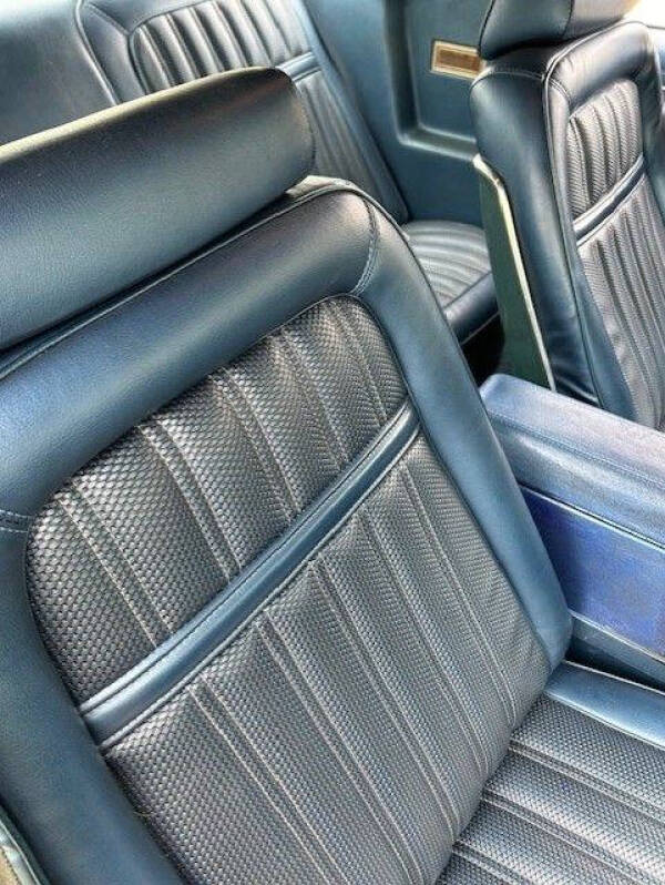 1977 Ford Thunderbird