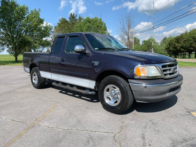 2002 Ford F-150 for sale at TRAVIS AUTOMOTIVE in Corryton TN
