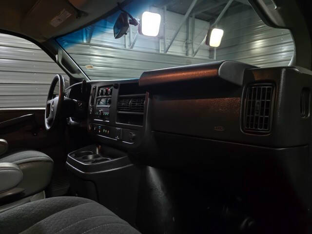 2019 GMC Savana 2500