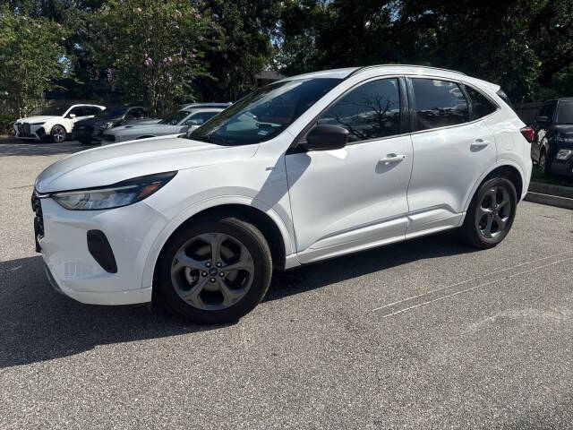 2023 Ford Escape ST-Line