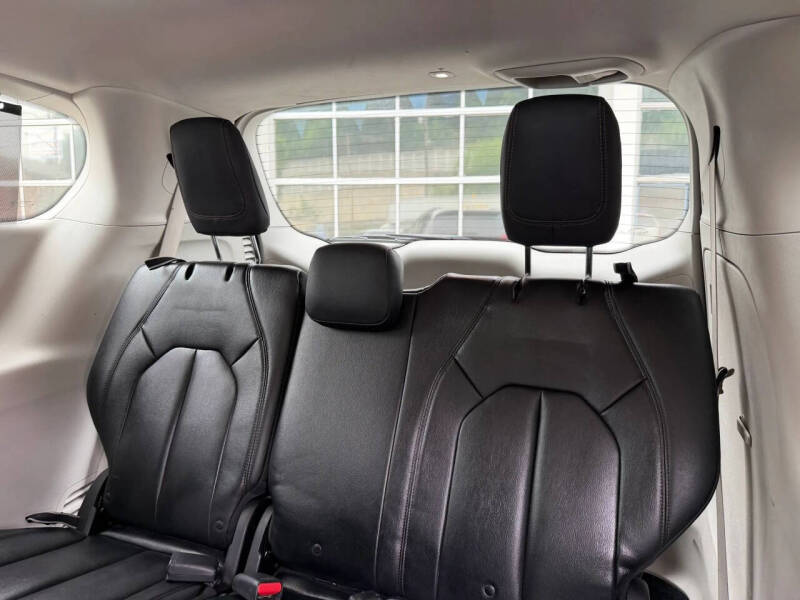 2017 Chrysler Pacifica