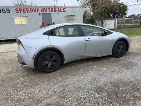 2024 Toyota Prius LE