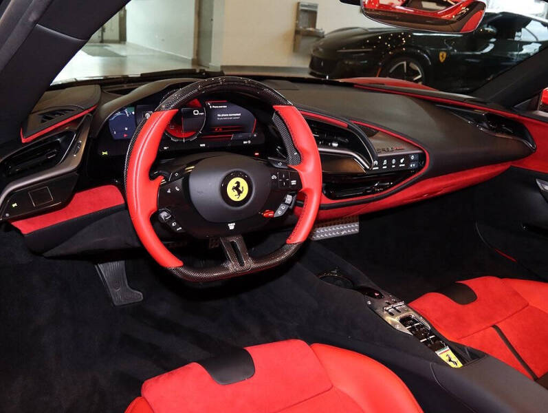 2022 Ferrari SF90 Spider