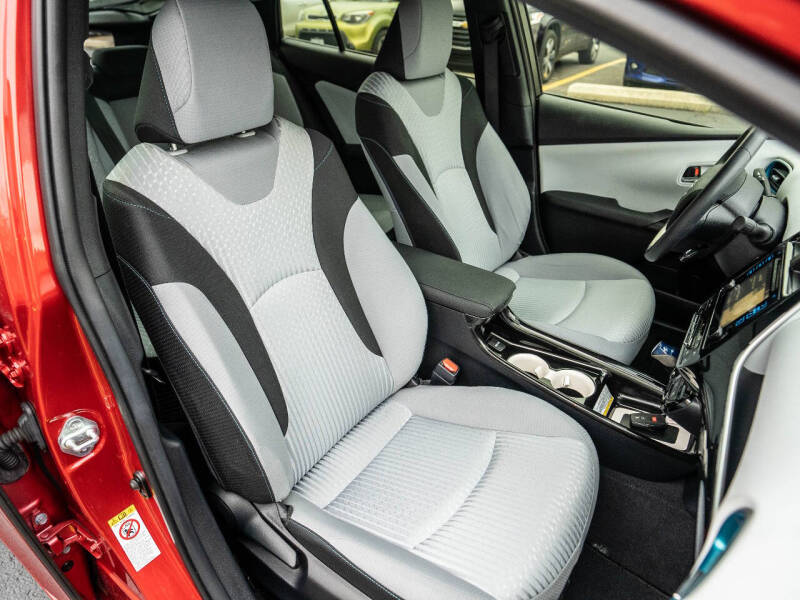 2016 Toyota Prius Two Eco