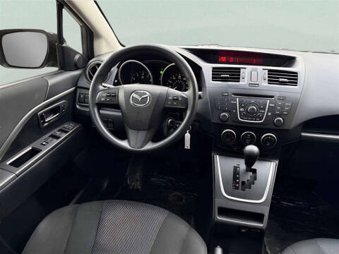 2015 Mazda MAZDA5 Sport