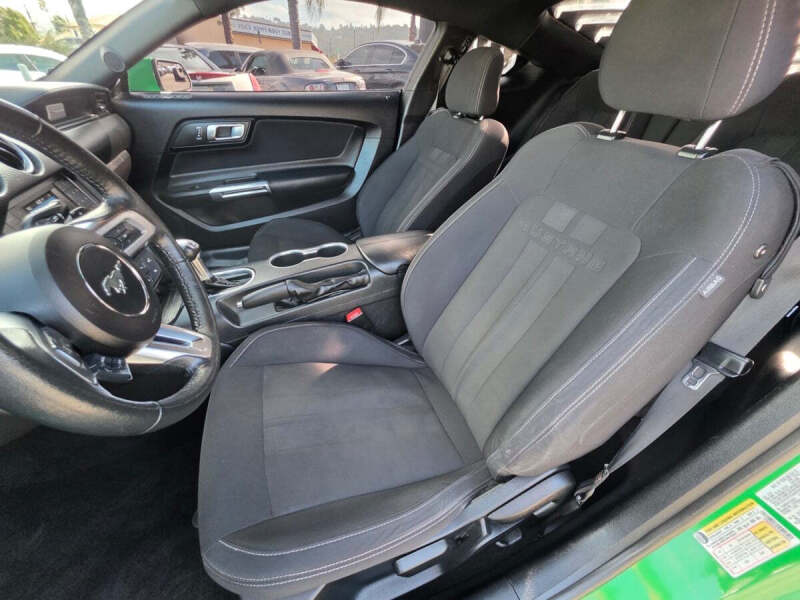 2019 Ford Mustang EcoBoost