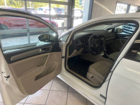 2015 Volkswagen Golf