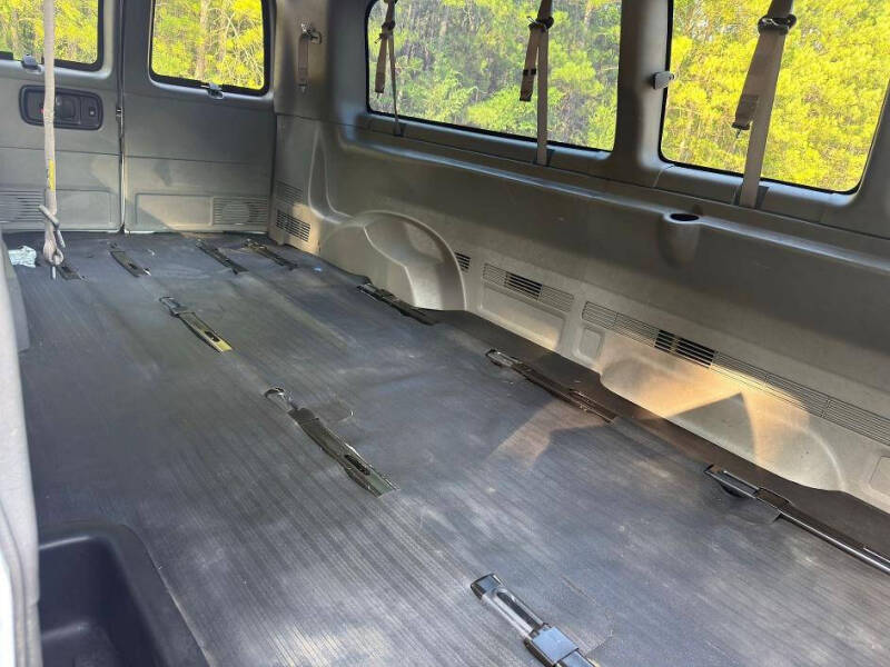 2018 Chevrolet Express LS 3500