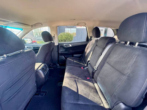 2013 Nissan Pathfinder SV