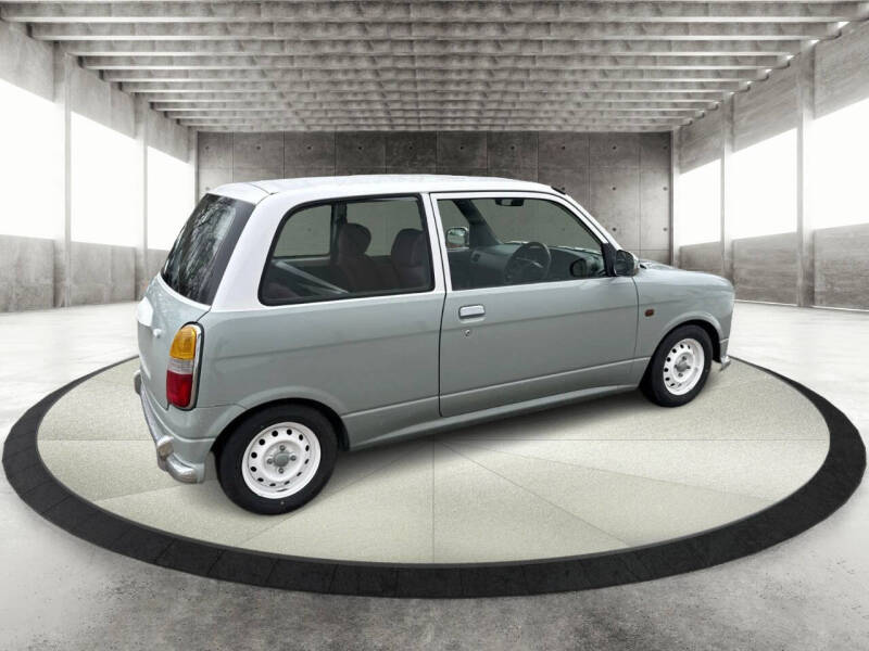 2000 Daihatsu Mira