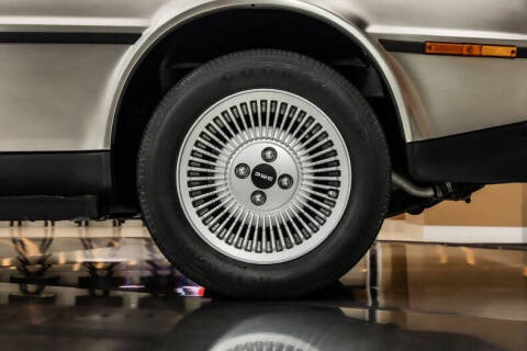 1981 DeLorean DMC-12