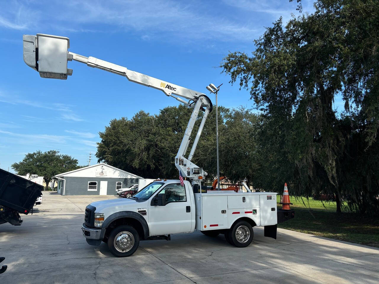 2009 Ford F-550 Super Duty for sale at MILLENNIUM AUTO BROKERS LLC in Saint Cloud, FL