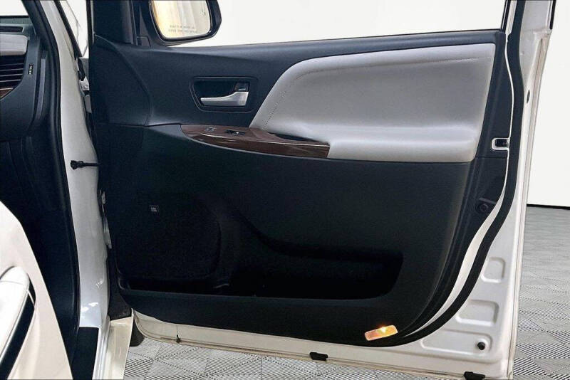 2017 Toyota Sienna