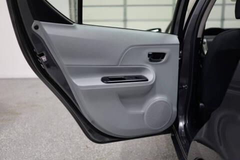 2014 Toyota Prius c Two