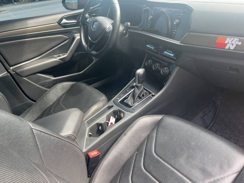 2019 Volkswagen Jetta SEL Premium