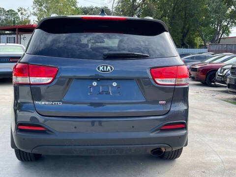 2017 Kia Sorento LX