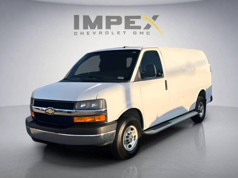 2023 Chevrolet Express Cargo