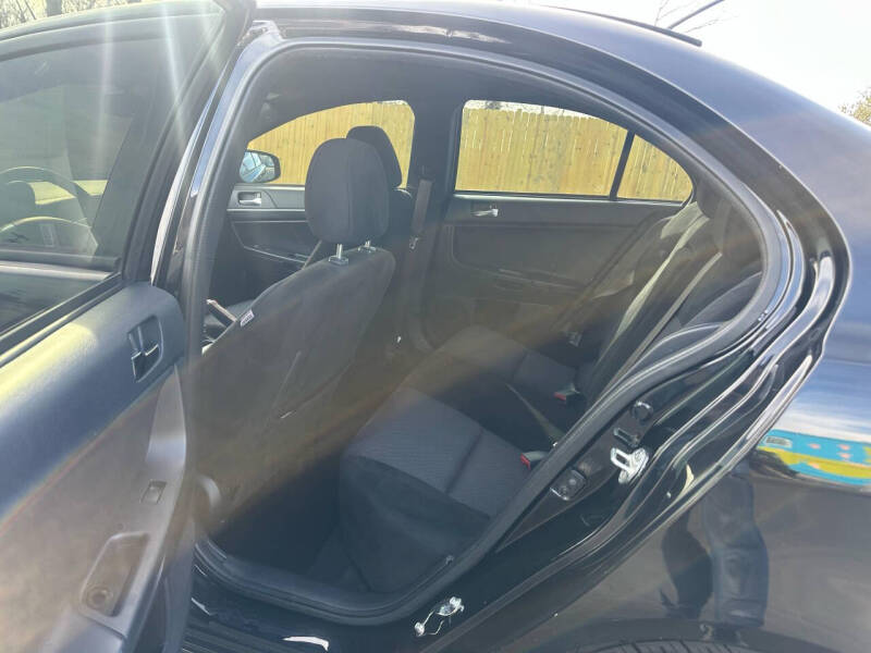 2017 Mitsubishi Lancer LE