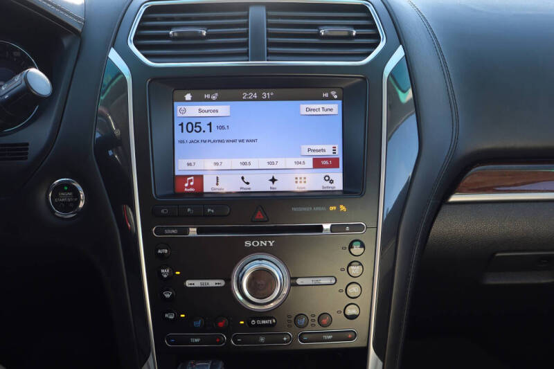 2017 Ford Explorer Platinum