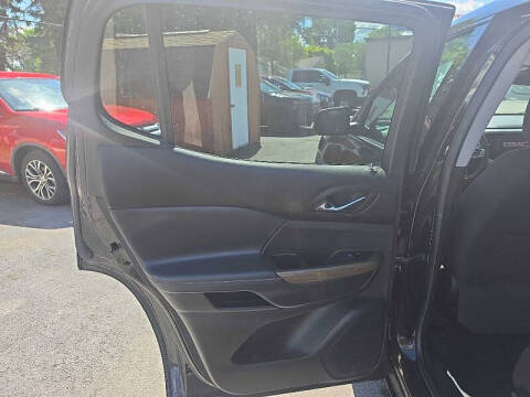 2023 GMC Acadia