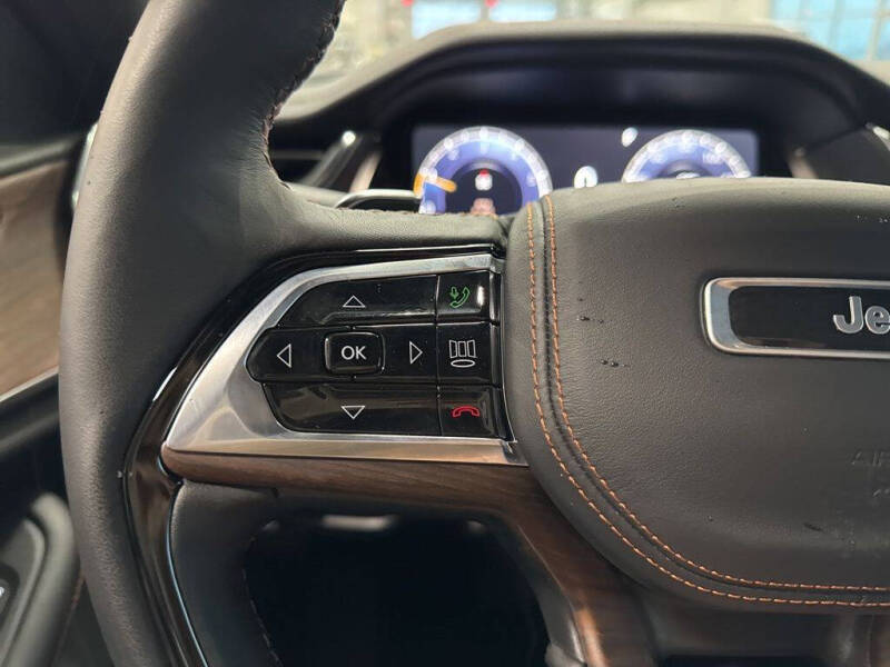 2025 Jeep Grand Cherokee Summit