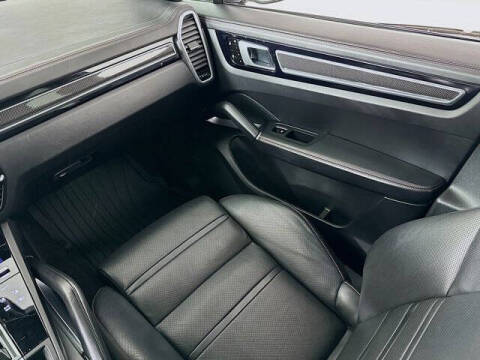 2021 Porsche Cayenne Turbo