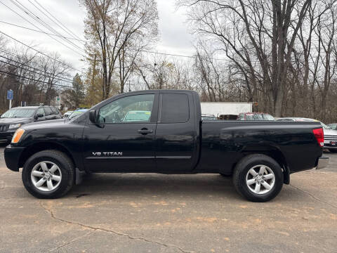 2012 Nissan Titan SV