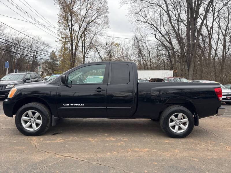 2012 Nissan Titan SV