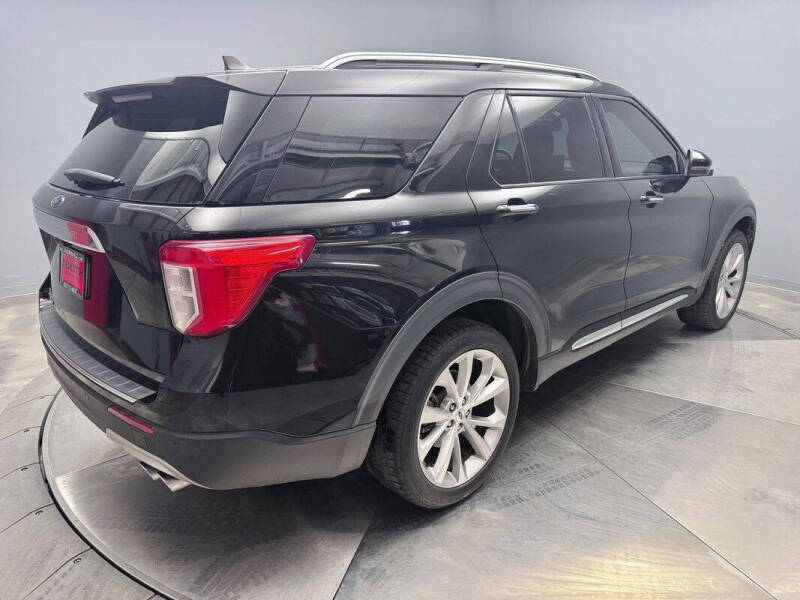 2022 Ford Explorer Platinum