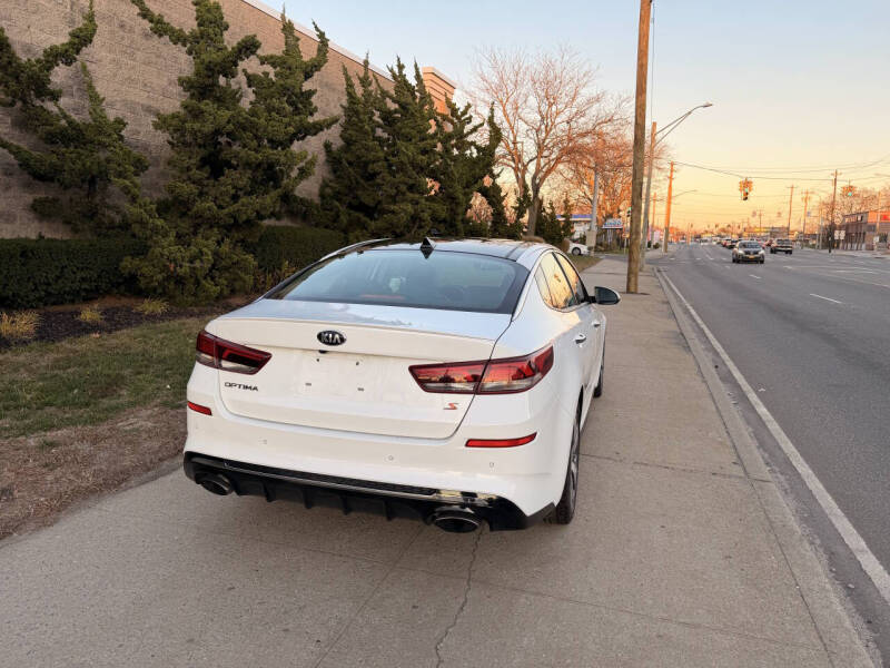2019 Kia Optima S
