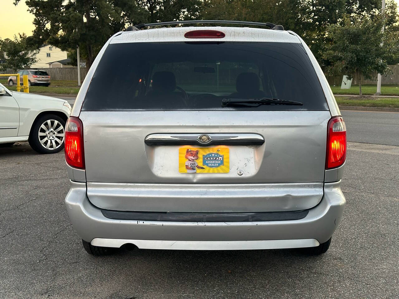 2007 Chrysler Town and Country for sale at CarMood in Virginia Beach, VA