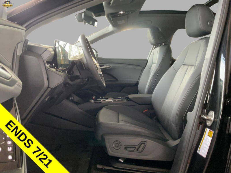 2025 Audi Q6 e-tron Premium
