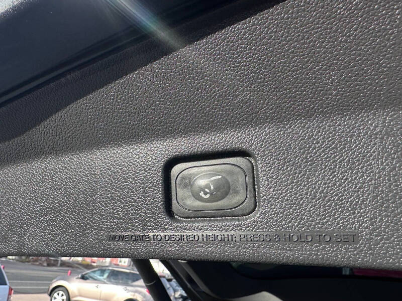 2011 Ford Explorer Limited