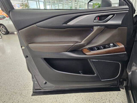 2023 Mazda CX-9 Signature