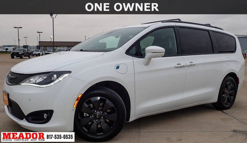2020 Chrysler Pacifica Hybrid for sale at Meador Dodge Chrysler Jeep RAM in Fort Worth TX