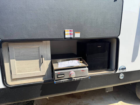 2025 Catalina Yachts 261BHS